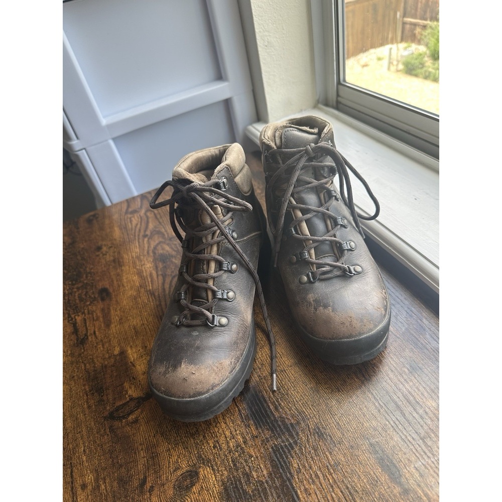 Vintage Leather Scarpa Unisex Boots